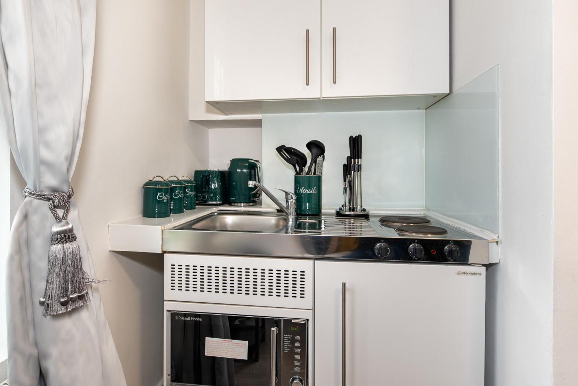 Small And Trendy Studio 3B Лондон Екстер'єр фото